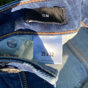 Express slim blue jeans size 28 x 32 (boys-men)